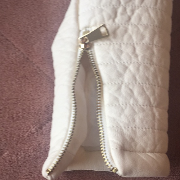 H&M woman’s biker jacket - Picture 3 of 5